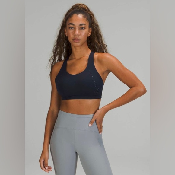 Lululemon AirSupport Bra *High Support, C–DDD Cups
True Navy / River Blue - Picture 3 of 10
